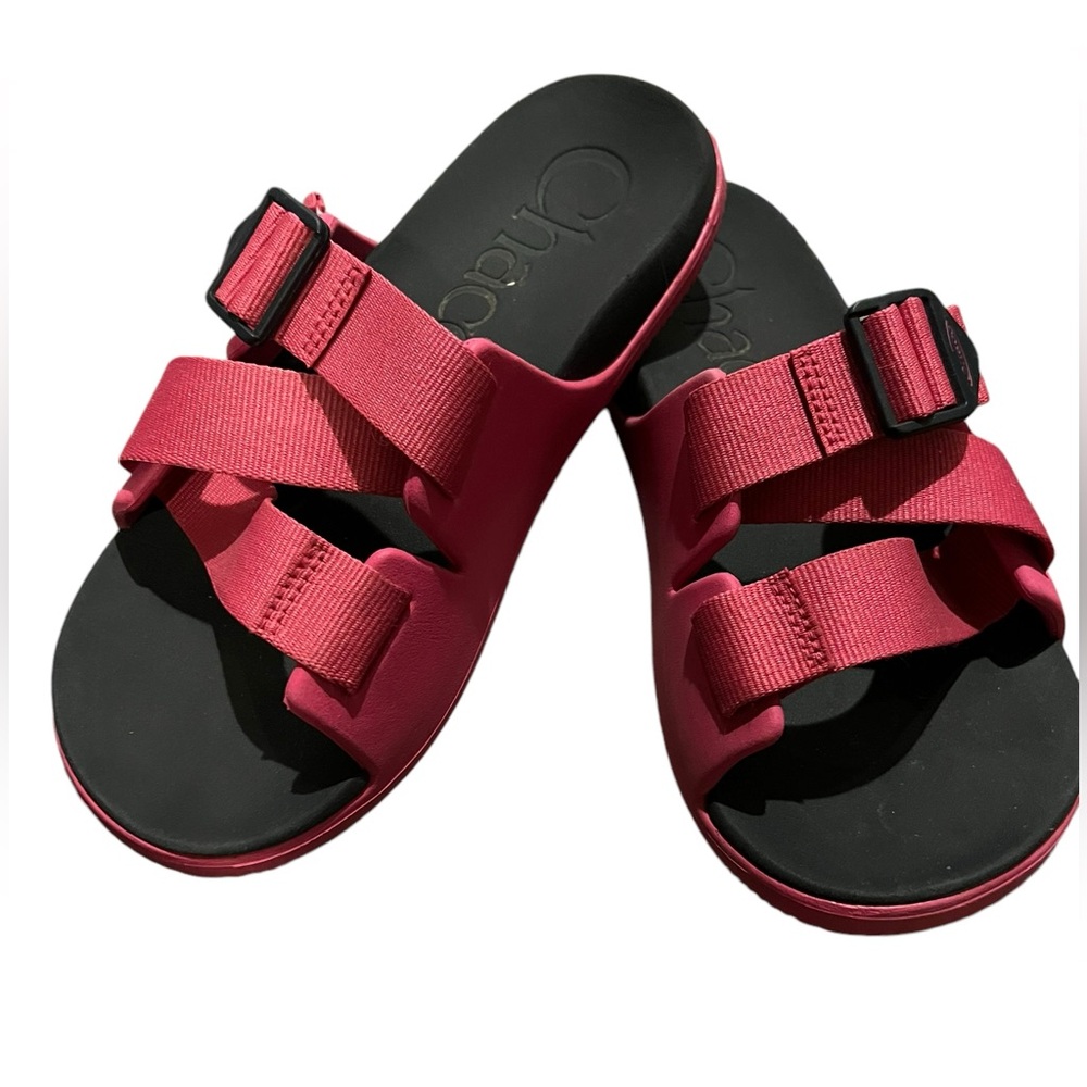 Chaco Chillos slip on sandals pink black size 7 women’s open toe slides outdoors